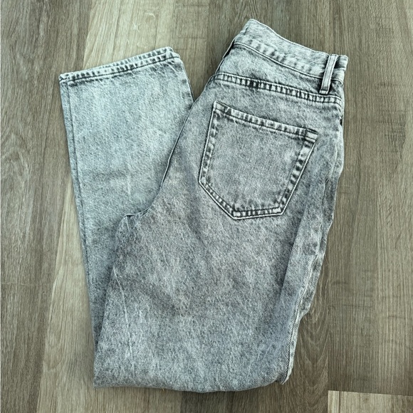 Jeans - Picture 2 of 3